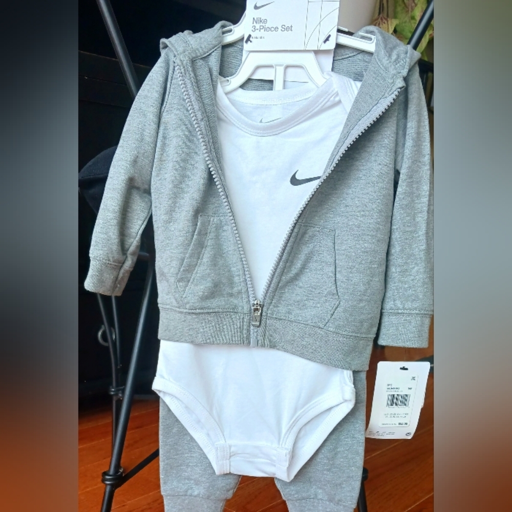 Nike Gray and White Baby Outfit